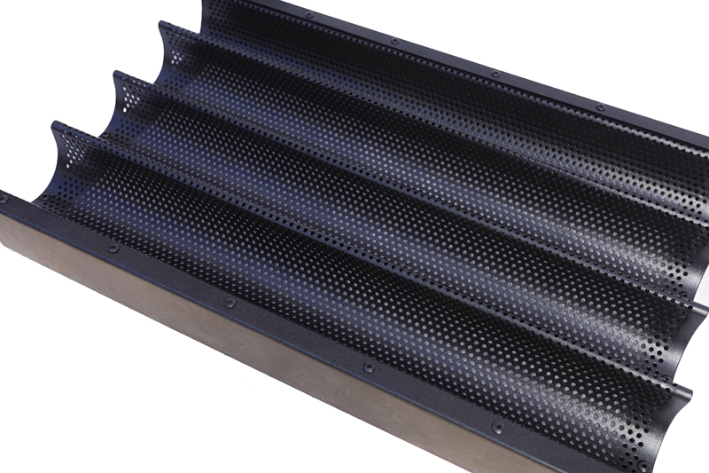 Commercial Non-Stick Baguette Baking Tray for Artisan Bread Production